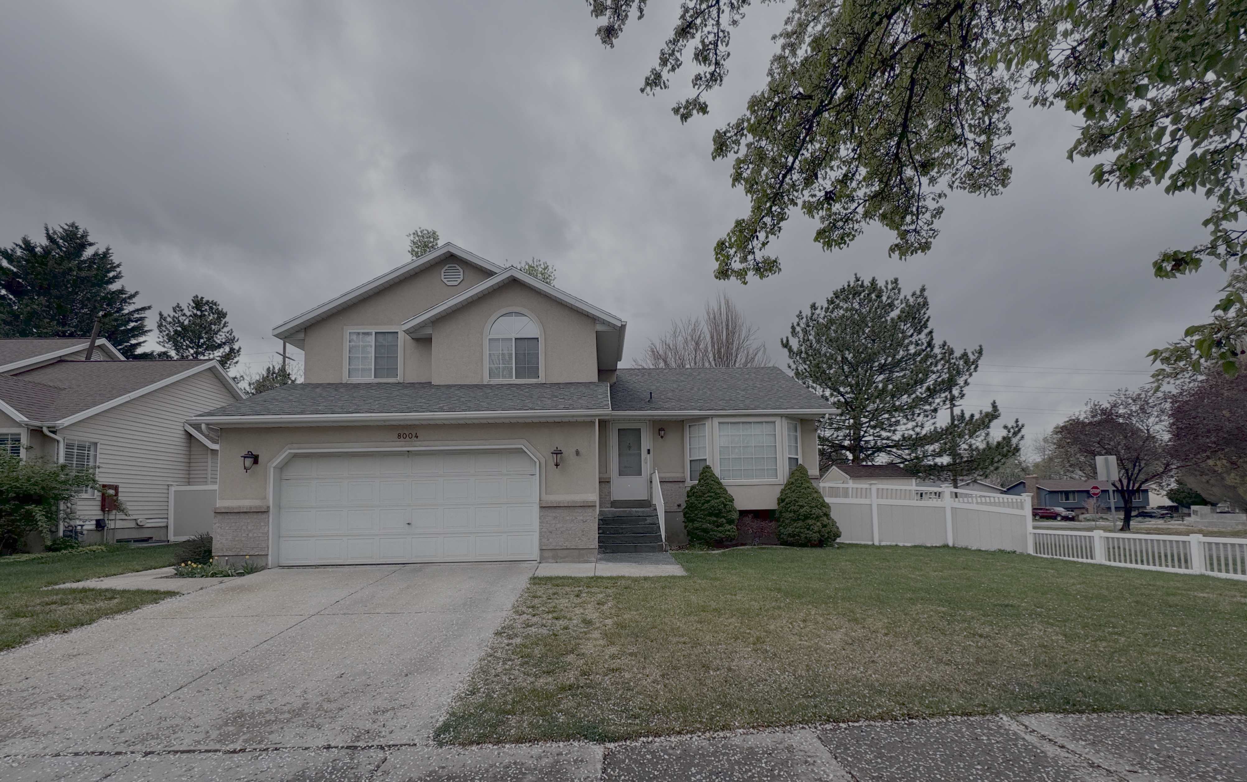 Sandy House: 8004 S Old Barn Dr