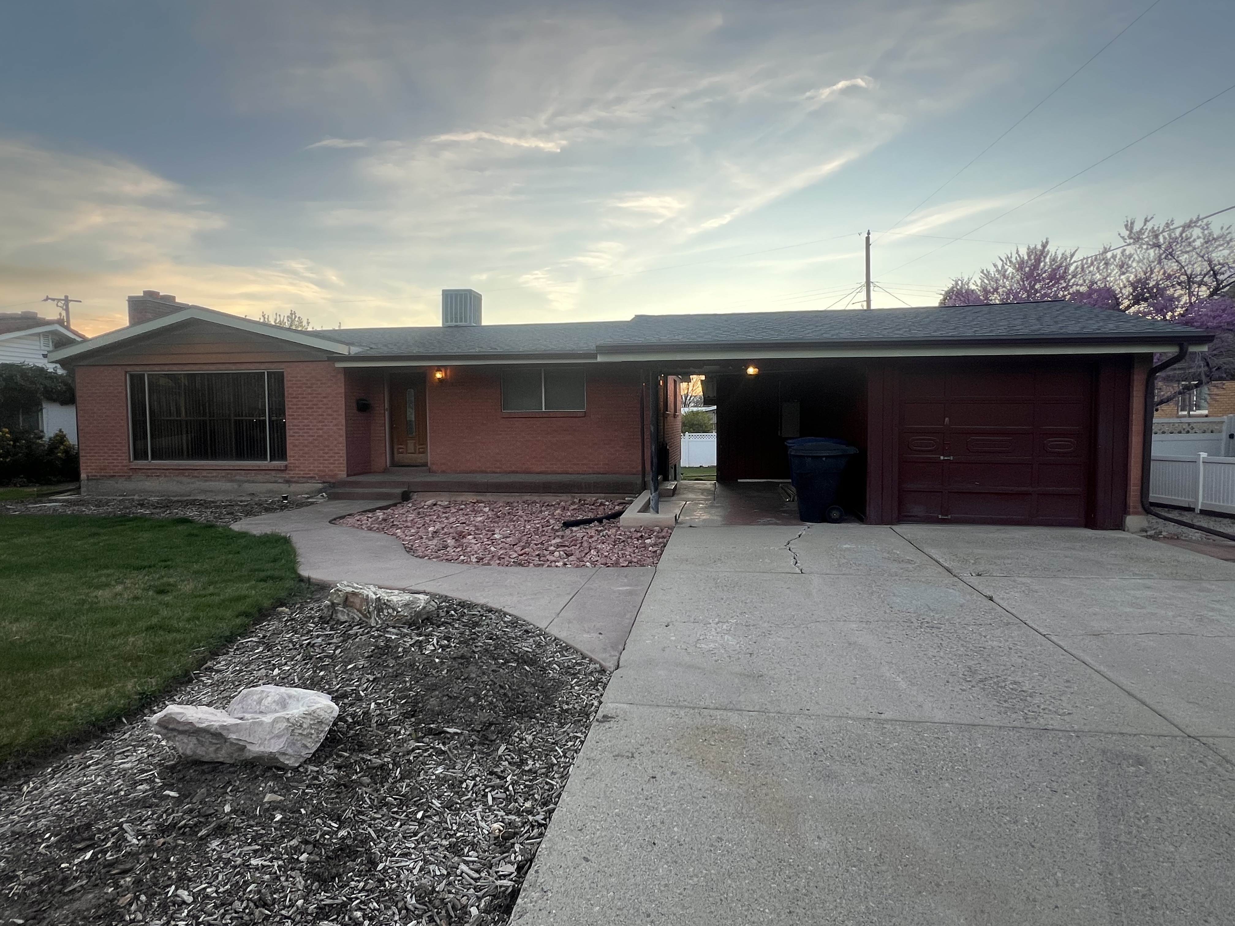 Salt Lake City House: 3620 S 2140 E