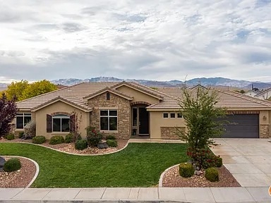 Saint George House: 445 N 1660 West Cir