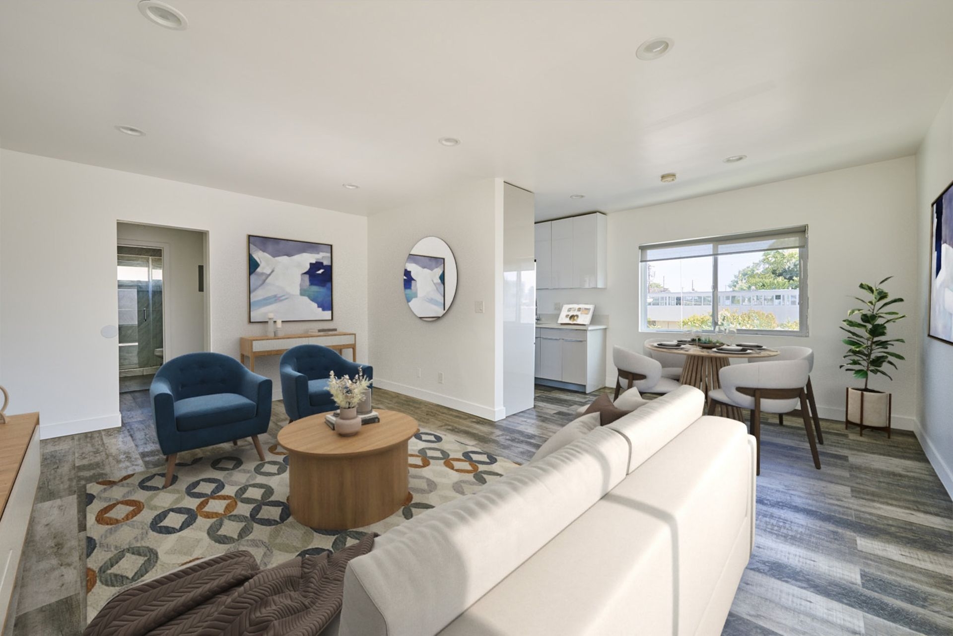 Los Angeles Apartment: 1333 W 36th Pl