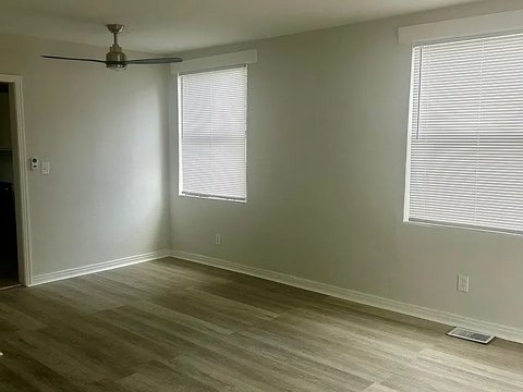 Jacksonville Apartment: 2979 Downing St