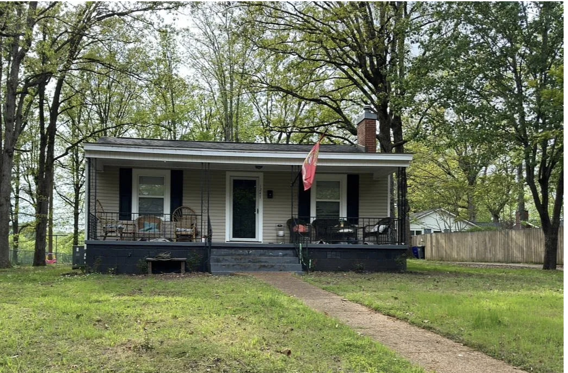 Florence House: 1247 Glenn Ave