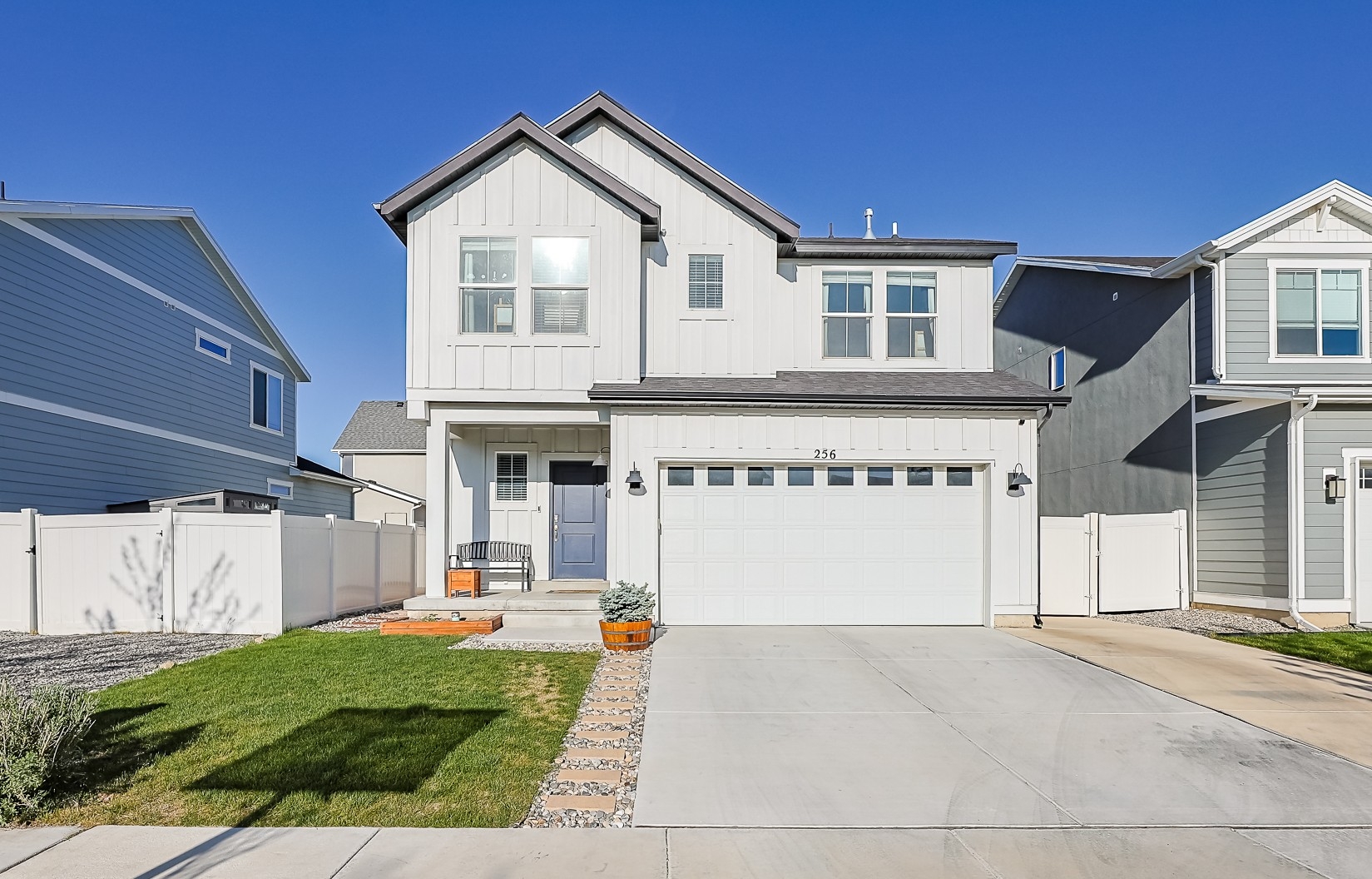 Saratoga Springs House: 256 N Pier Ln