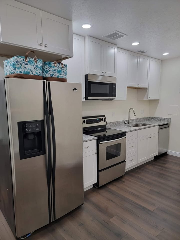 Pleasant Grove In-Law/Basement: 2372 N 1150 W