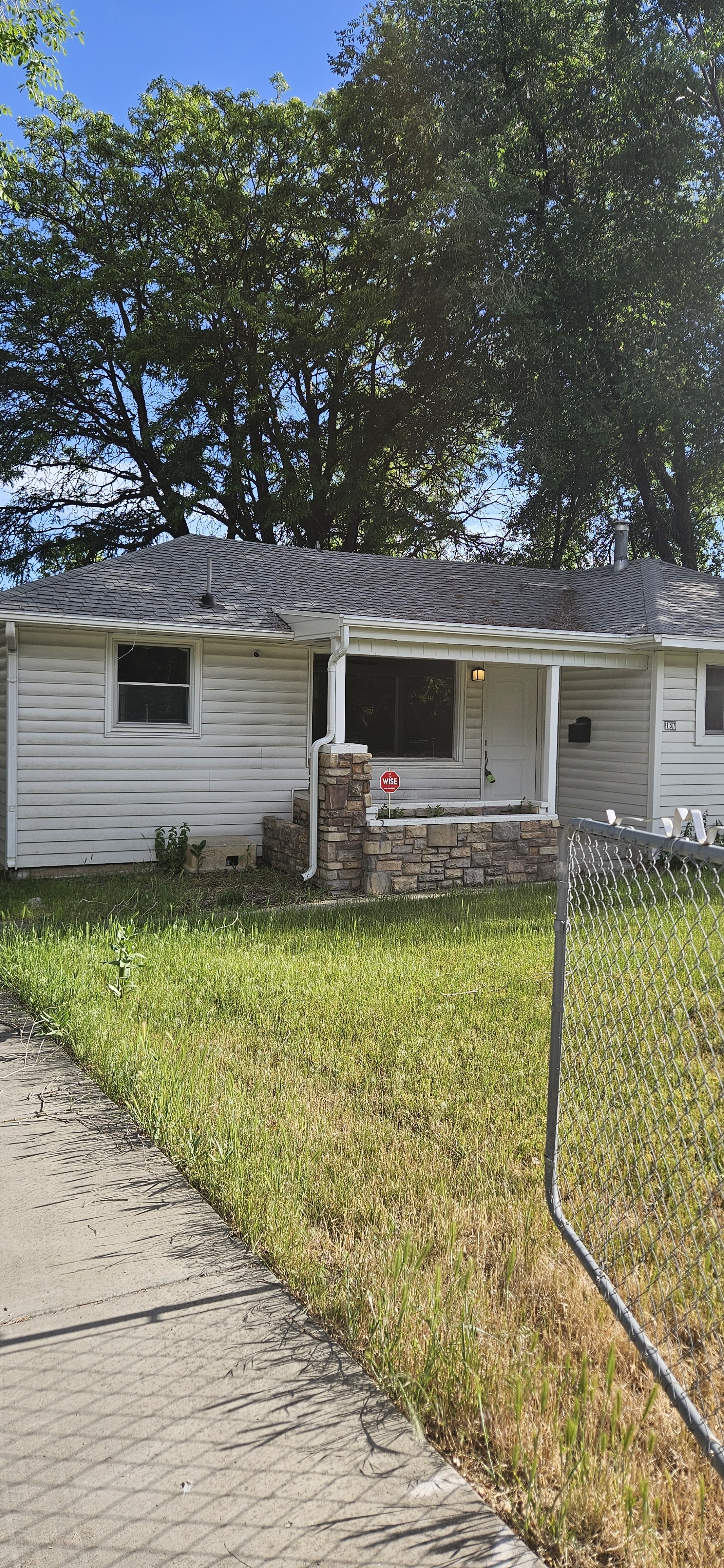 Ogden House: 157 2nd St