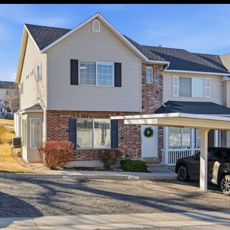 Spanish Fork Townhome: 1238 E 680 N