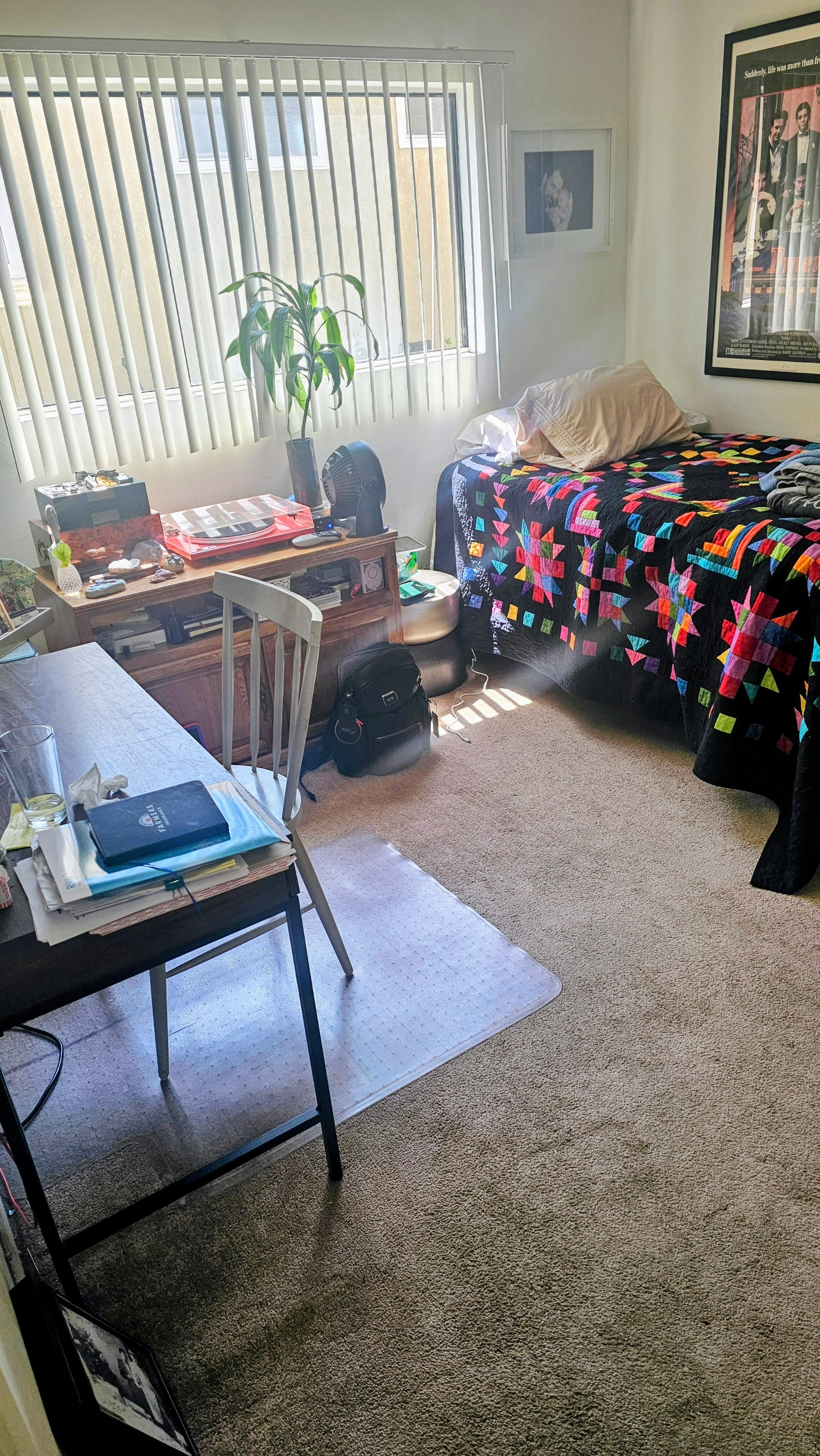 Sherman Oaks Single Room: 15023 Dickens St