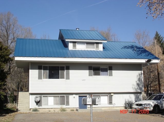 Logan Apartment: 1257 Island Dr