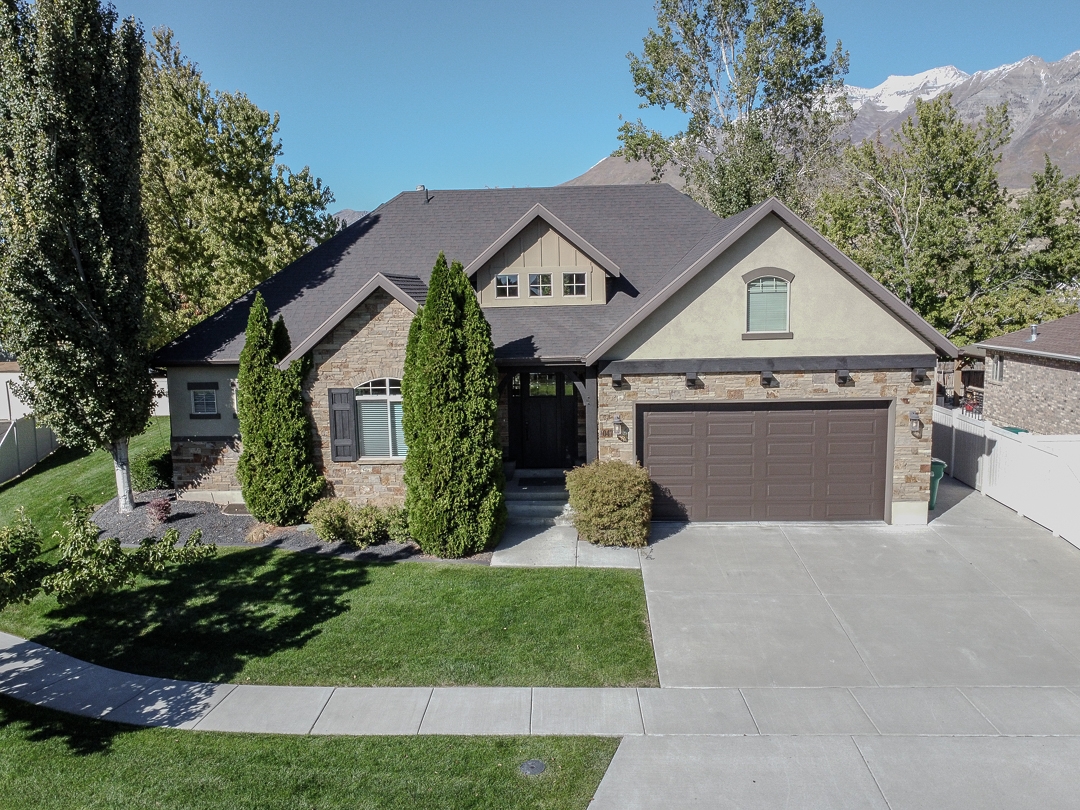 Orem House: 1047 E 440 N