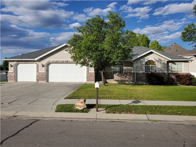 West Jordan Single Room: 1614 W Brigadoon Park Dr