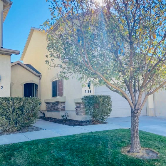 Lehi Townhome: 2168 N 2040 W