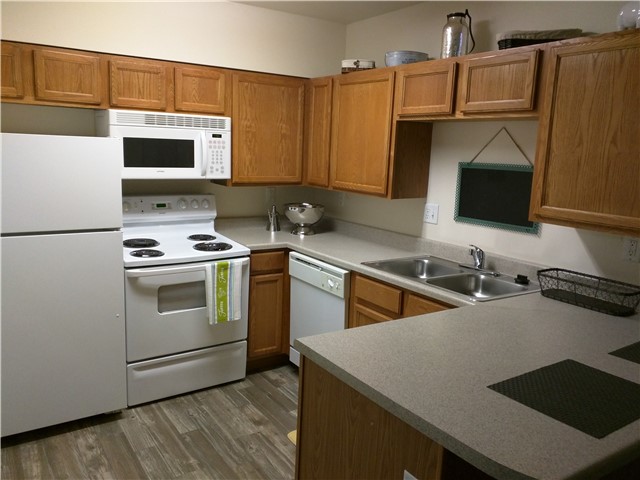 West Valley City Apartment: 1251 W Village Main Dr