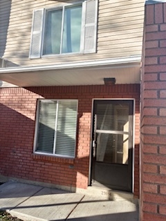 Logan Condo: 291 W 600 N