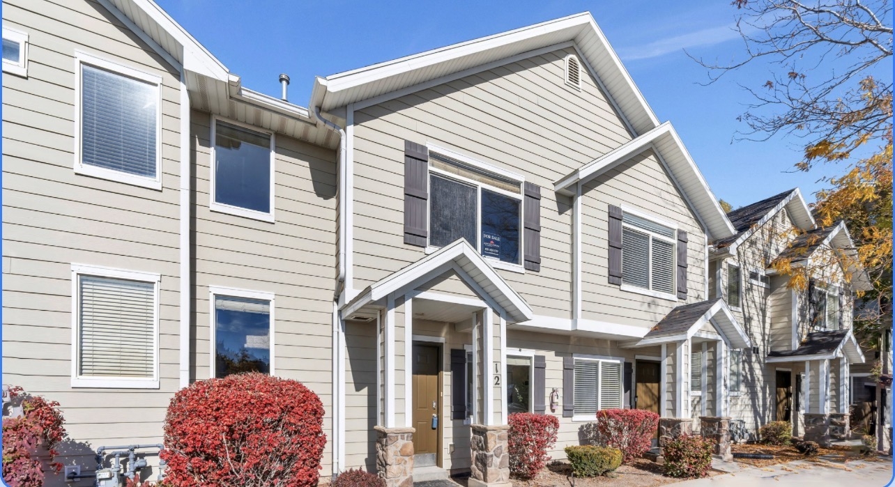 Provo Townhome: 381 S State St