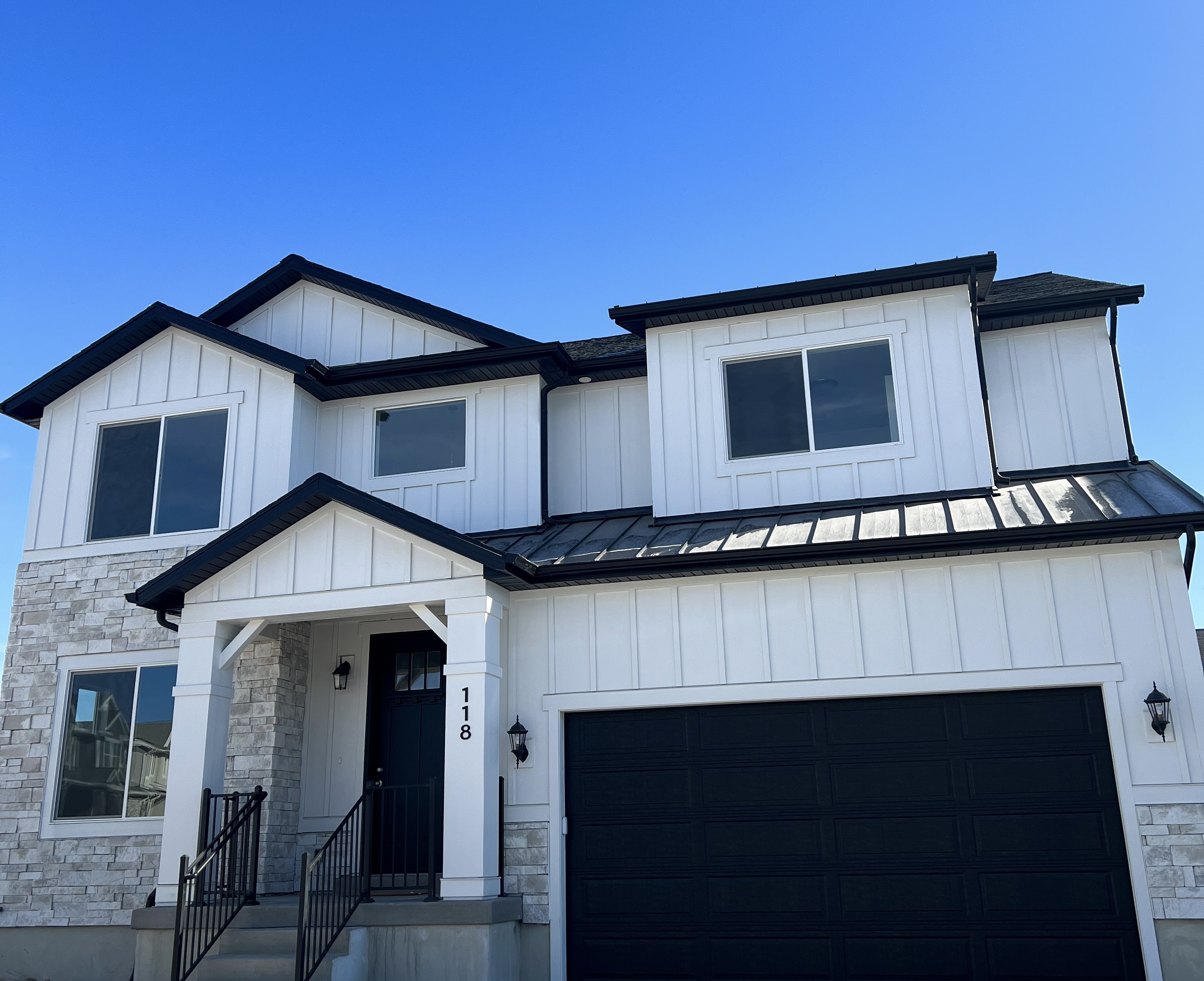 Saratoga Springs House: 112 N Lasalle Dr