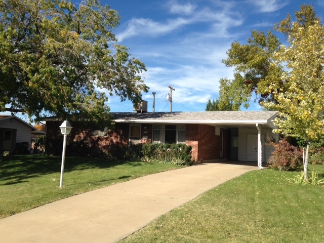 Roy House: 2144 W 5750 S
