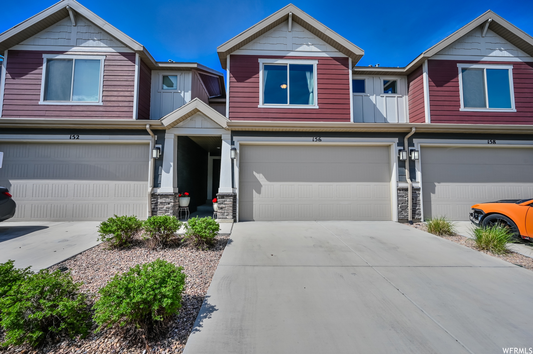 Saratoga Springs Townhome: 156 E River Bend Rd