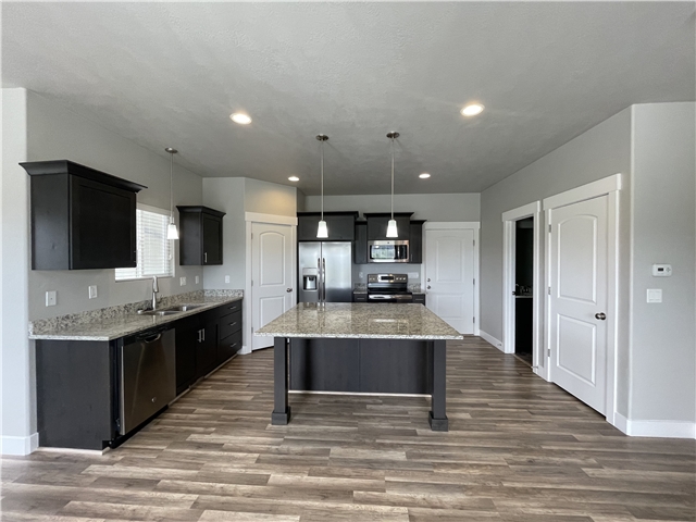 Eagle Mountain Townhome: 3753 E Cunninghill Dr