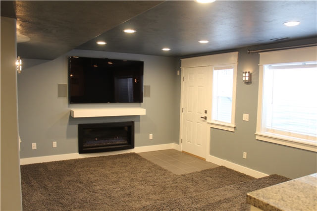 Cedar Hills In-Law/Basement: 4477 W Oxford St