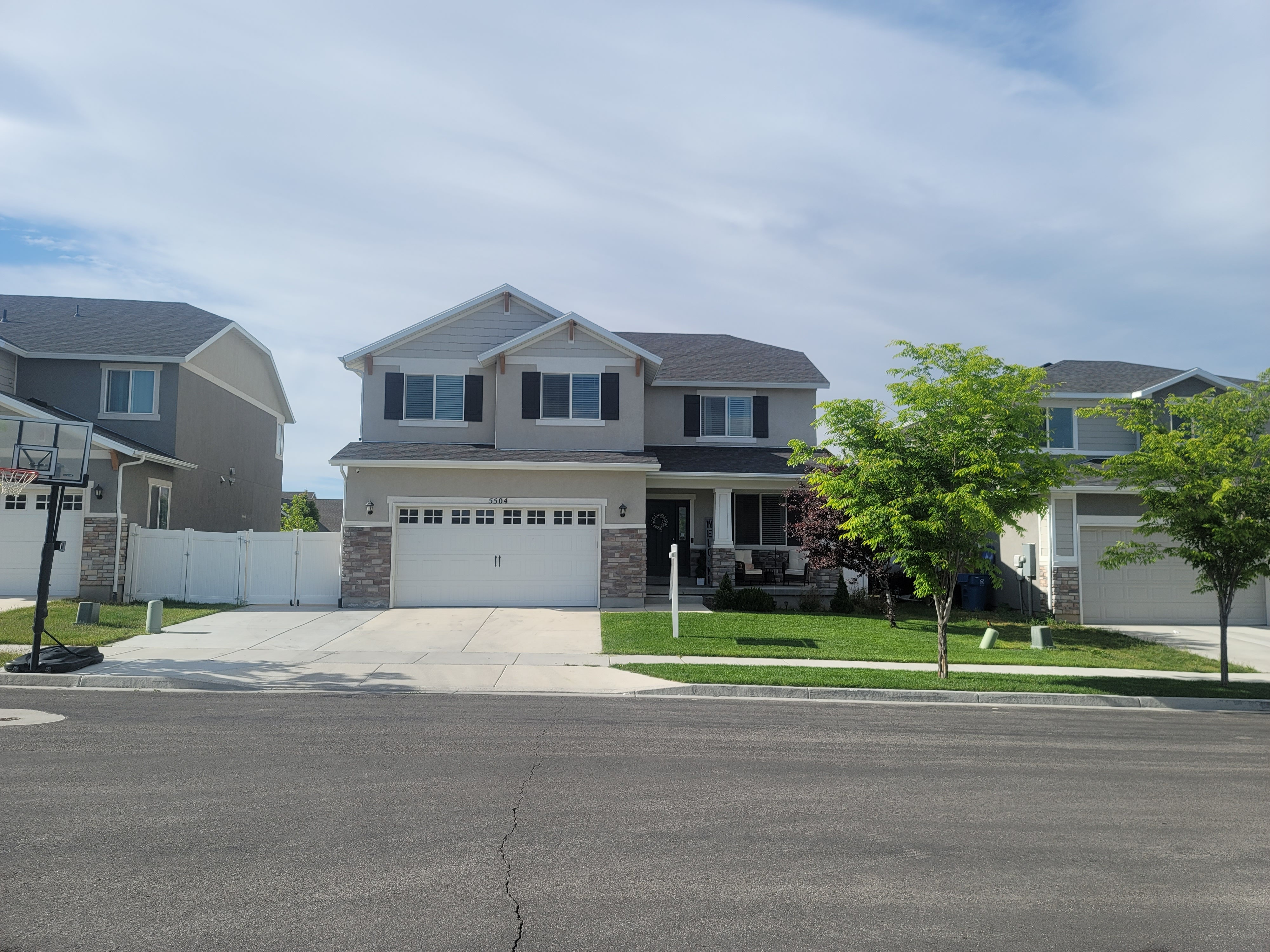 Herriman House: 5504 W Distler Ln