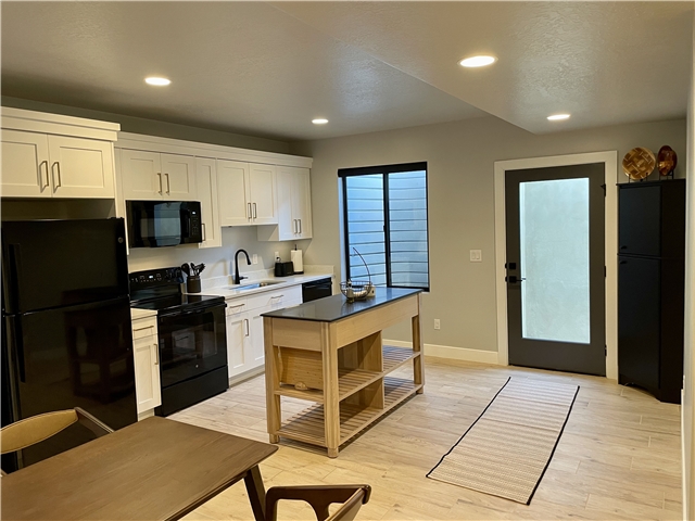 Lehi Apartment: 439 E 2450 N