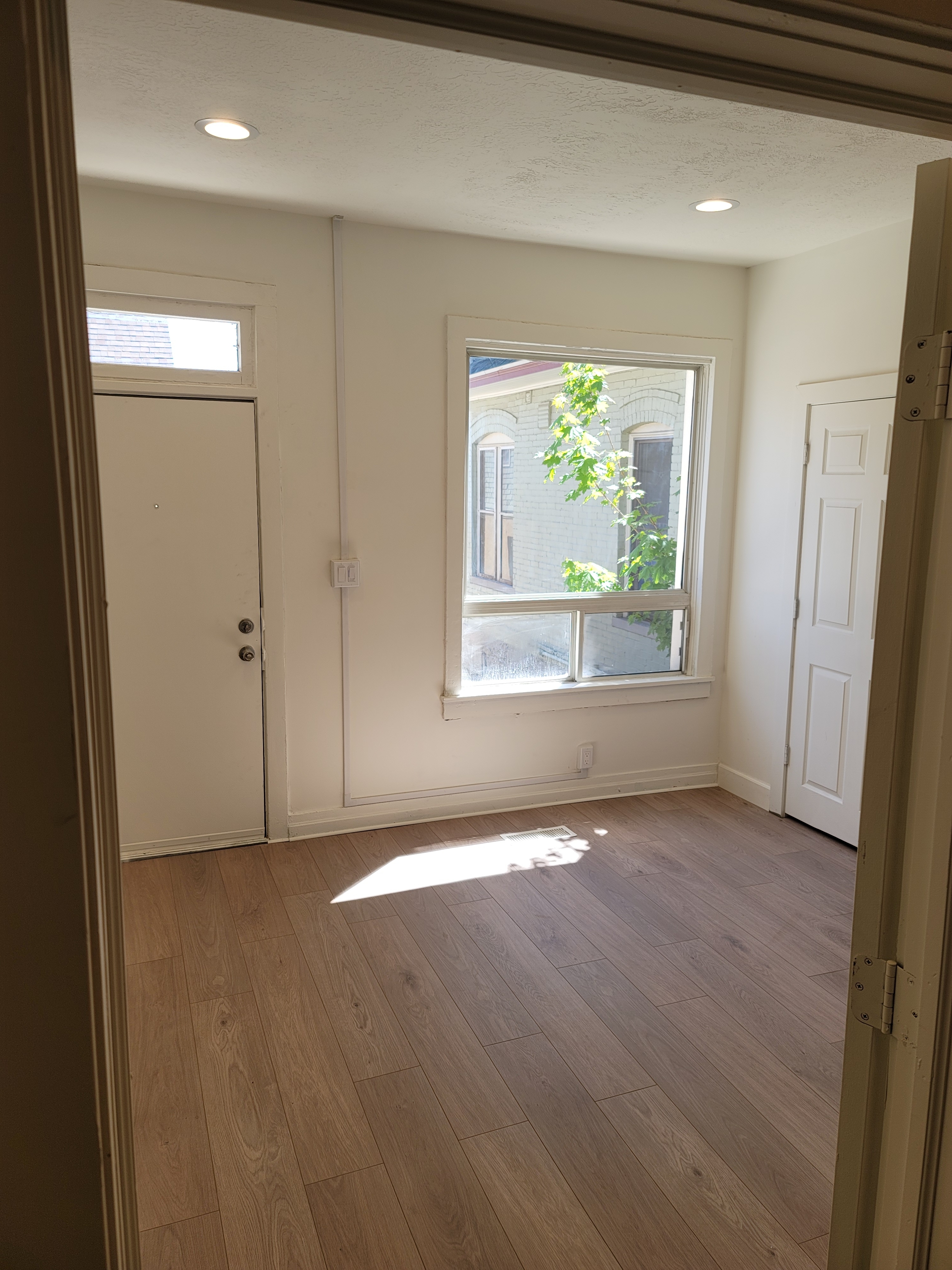 Salt Lake City House: 575 E 5th Ave