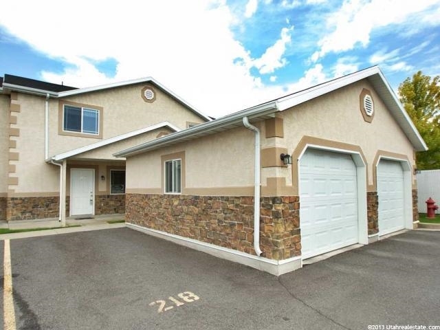 Ogden Townhome: 227 E 2350 N