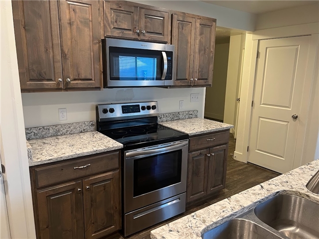 Spanish Fork Townhome: 131 W 700 S