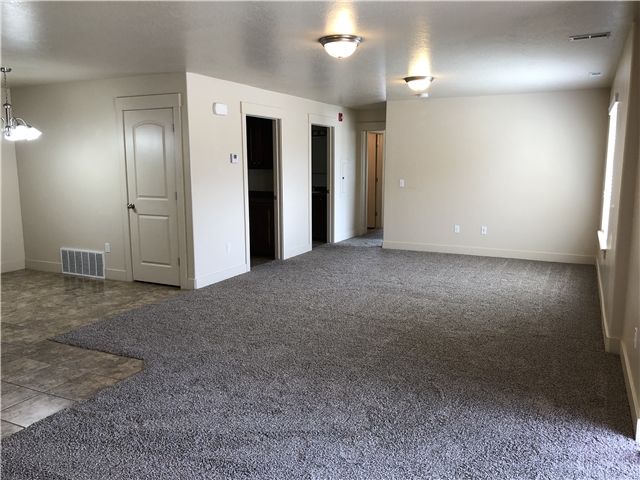 Payson Condo: 1045 S 1700 W
