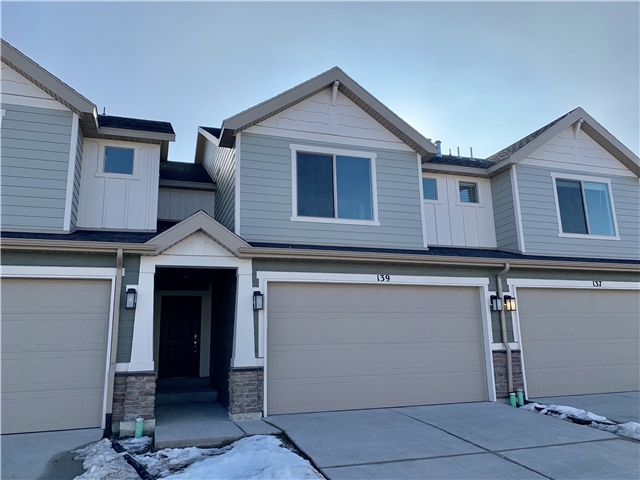 Saratoga Springs Townhome: 139 E River View Dr