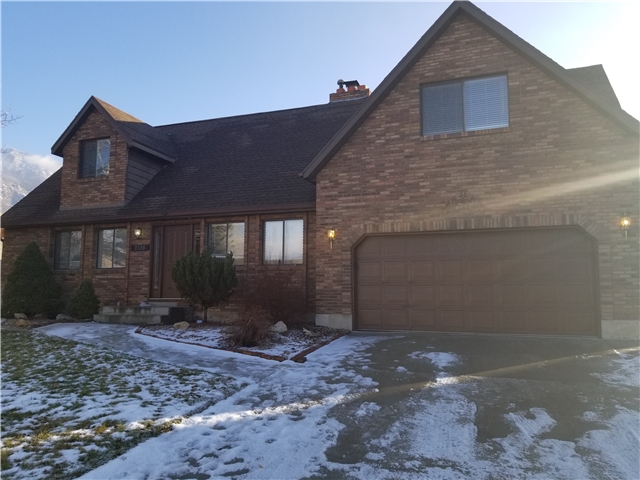 Sandy Single Room: 2186F E Karalee Way