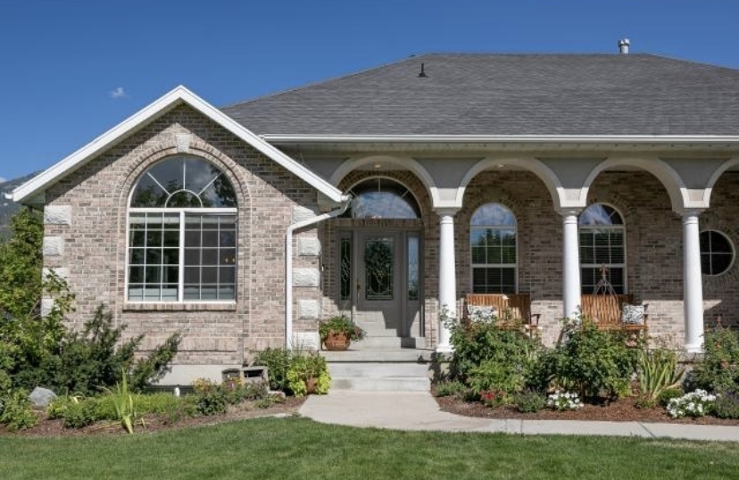Draper House: 13157 S Ptarmigan Gate Rd