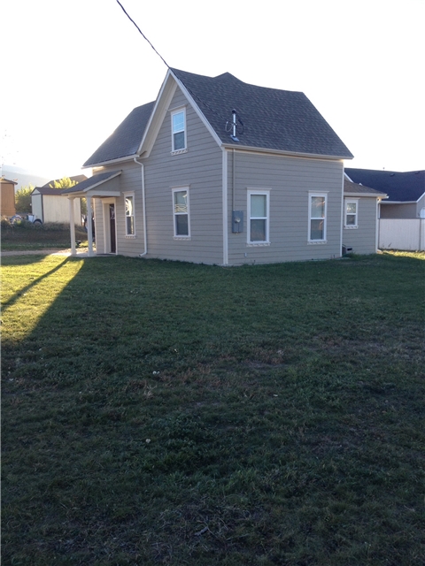 Fairview House: 185 W 100 N