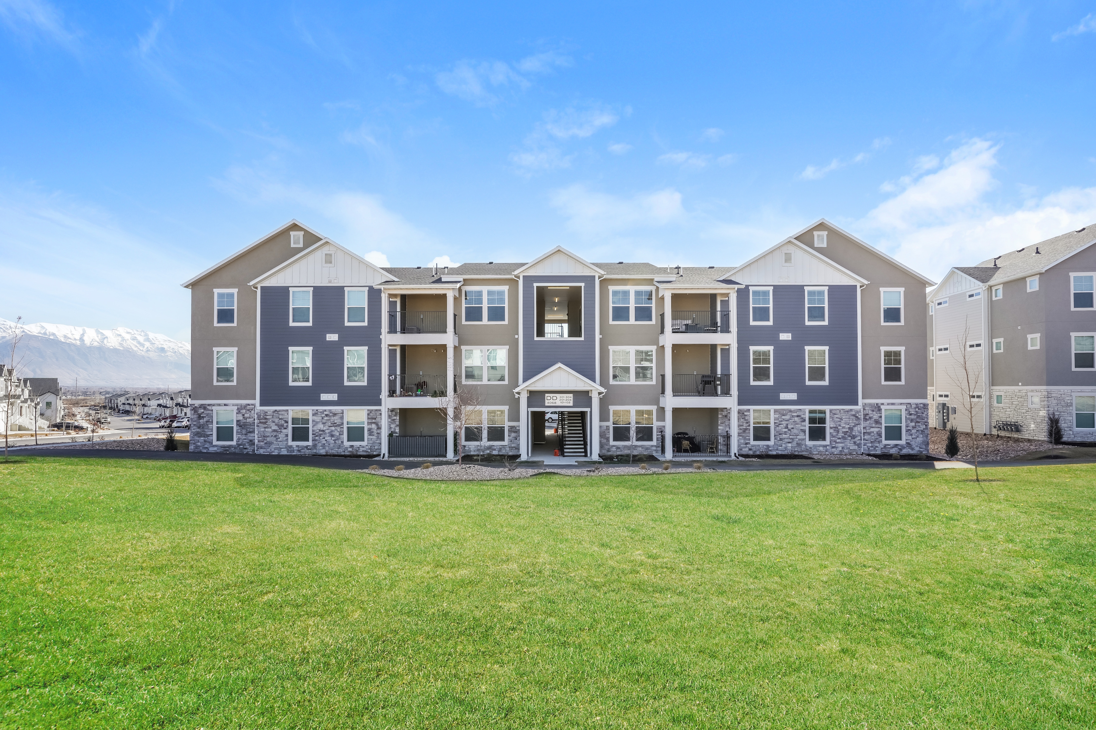 Lehi Condo: 4068 W King Peak Way