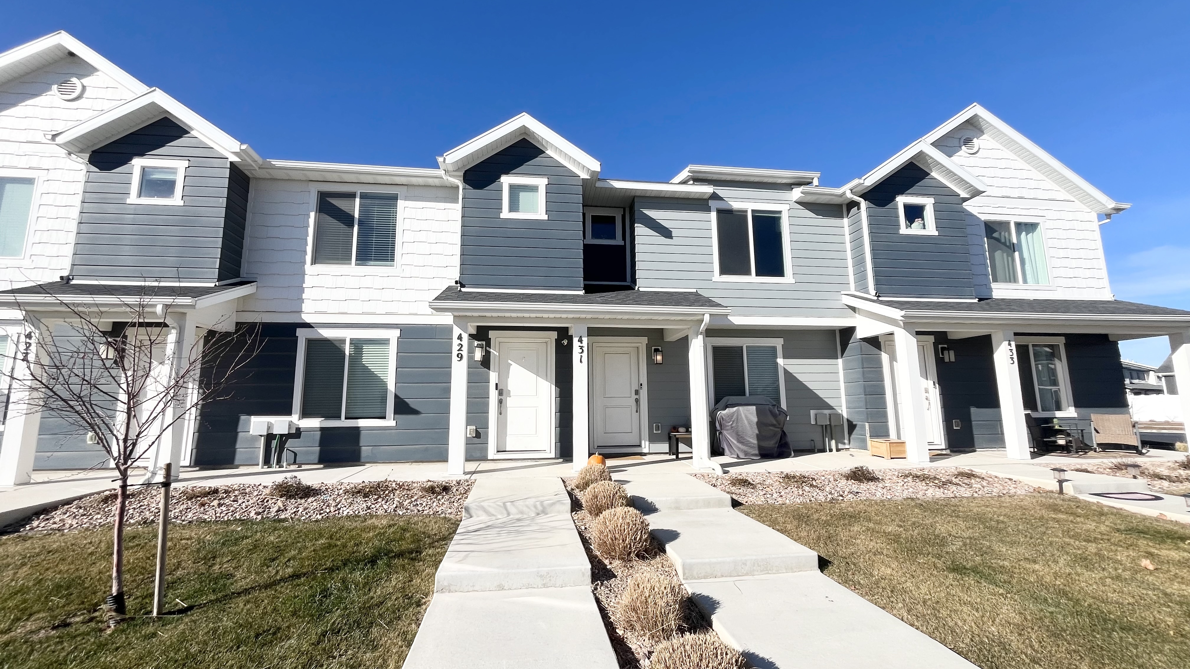 Saratoga Springs Townhome: 429 N Northshore Dr