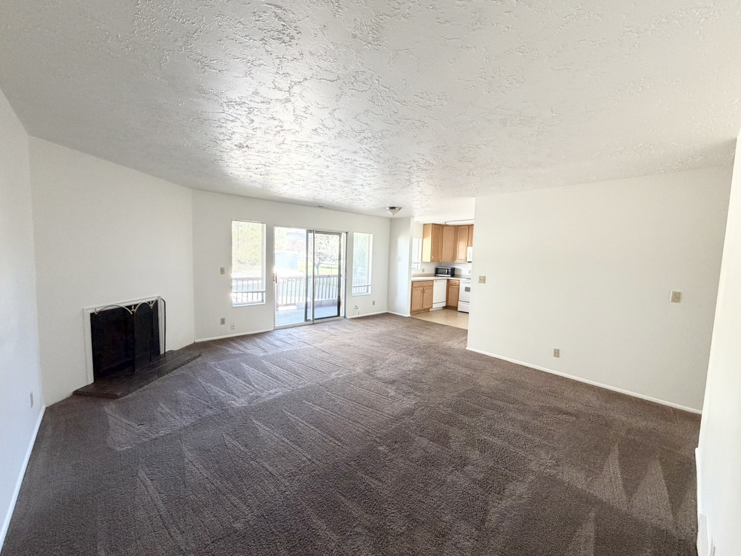 Bountiful Apartment: 3945 S Highway 89