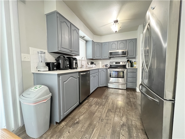 Ogden Single Room: 5658 Village Way