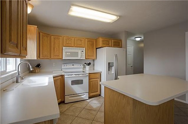 Layton Multiplex: 1102 E 3325 N