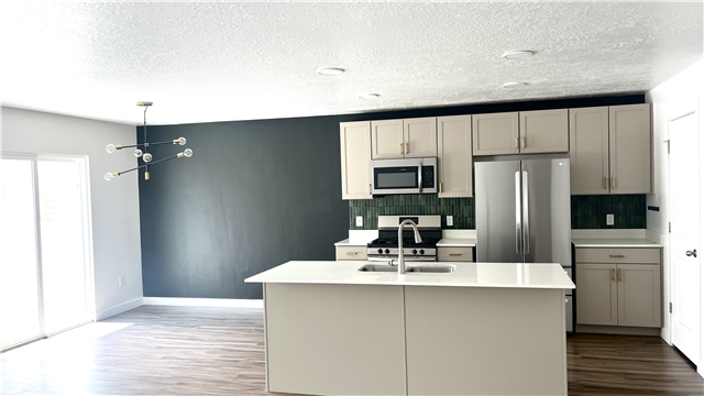 Lehi Townhome: 3579 W Cornfield Dr