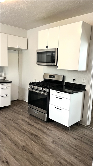 Ogden House: 807 20th St