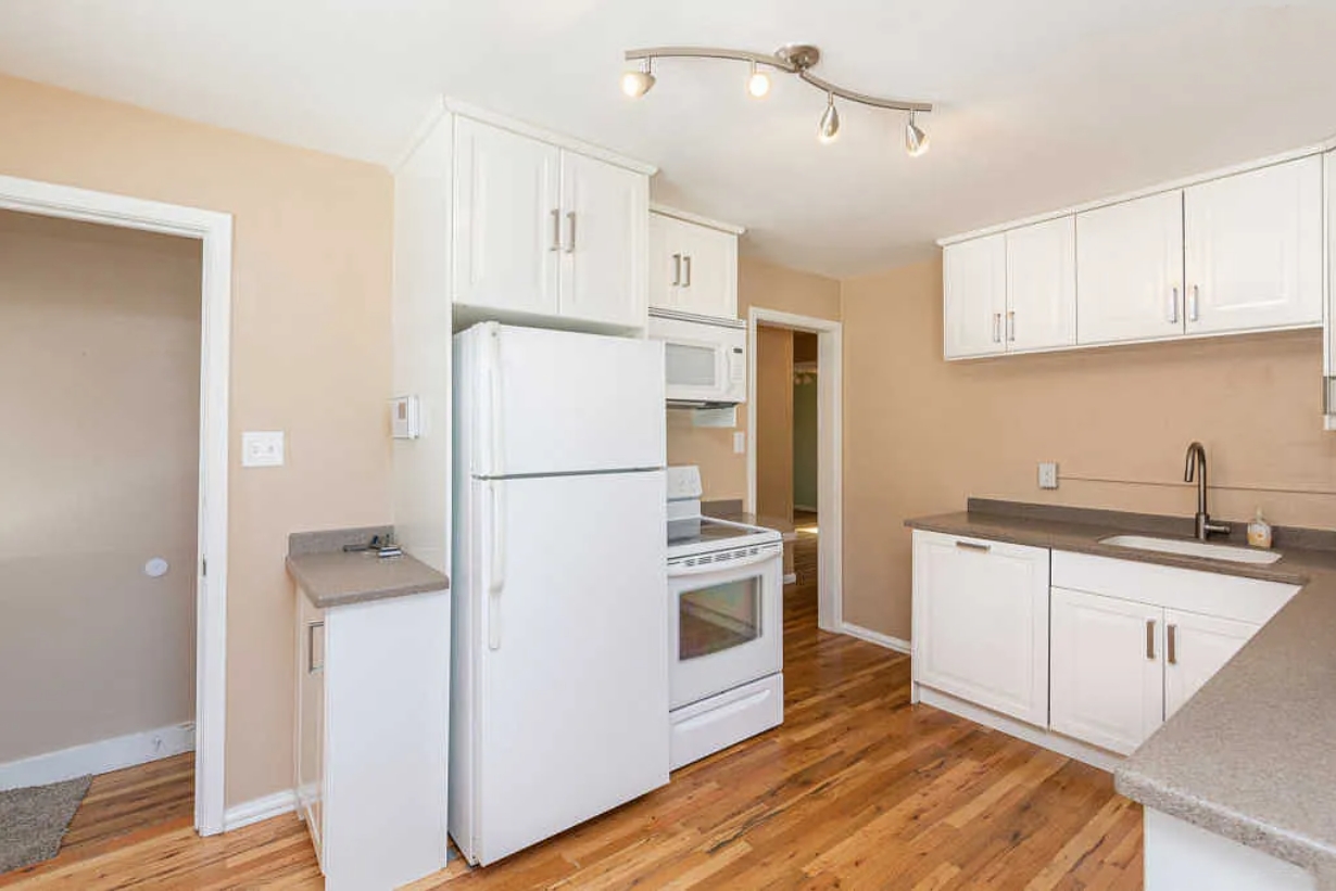 Ogden House: 981 36th St
