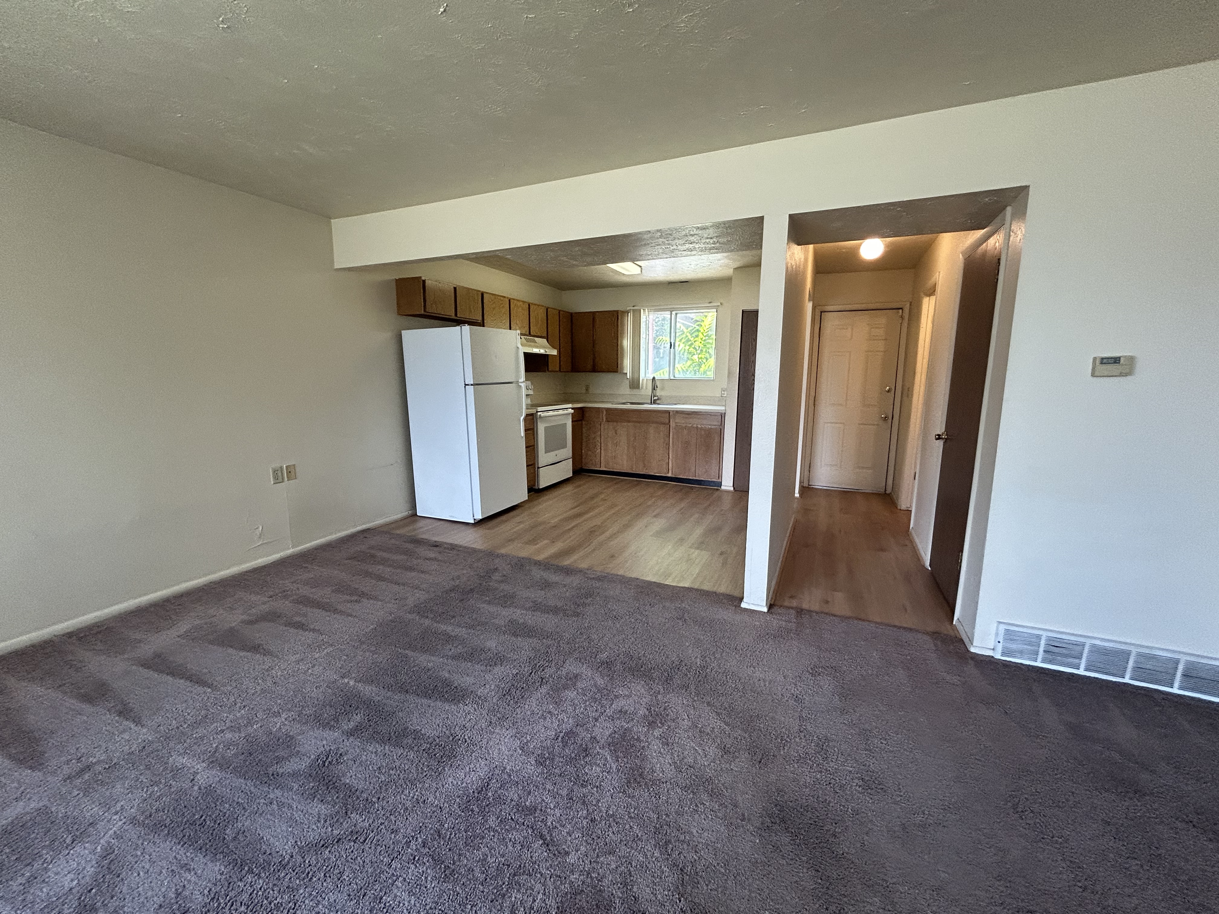Salt Lake City Townhome: 463 N 1465 W