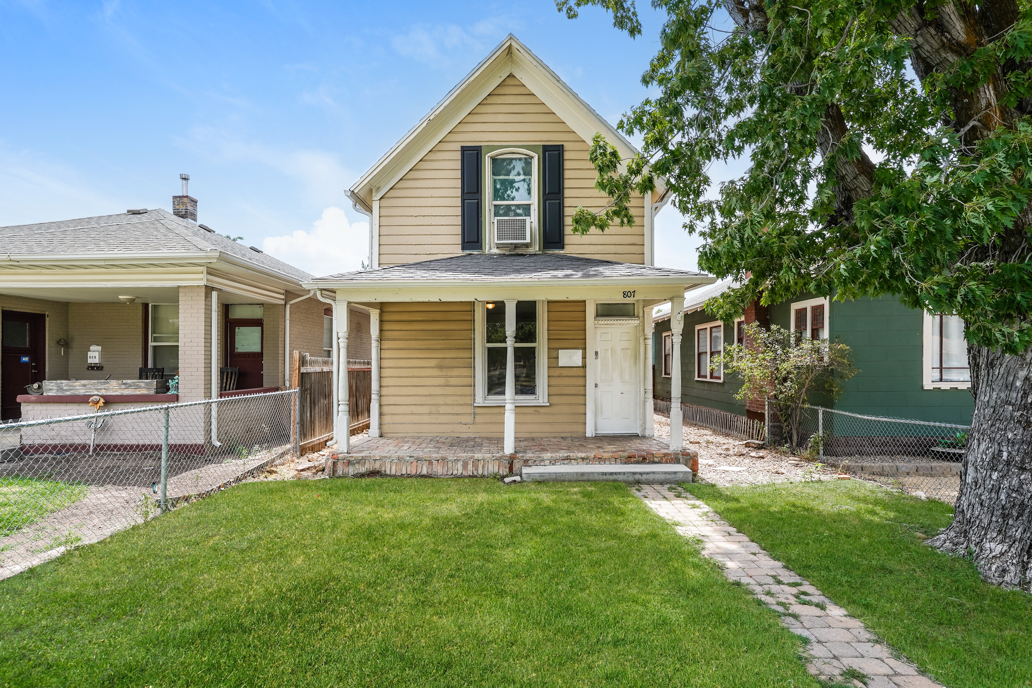 Ogden House: 807 20th St