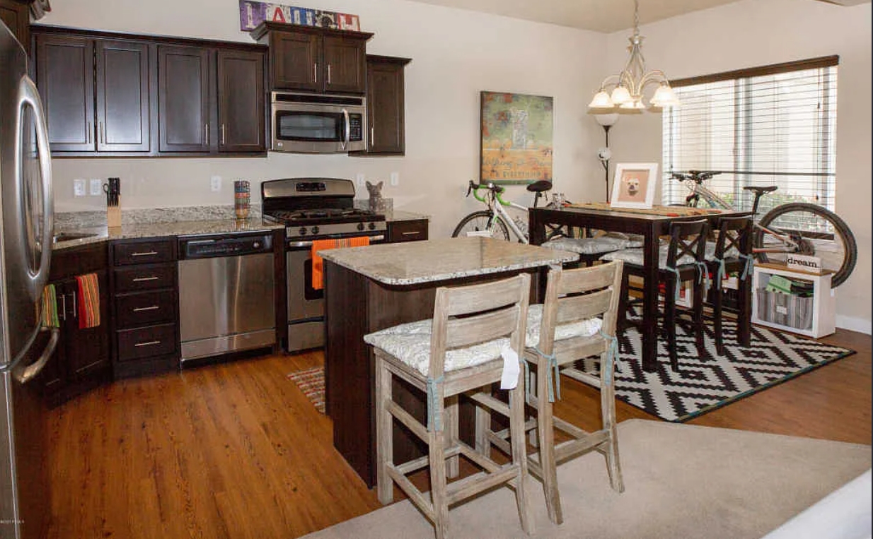 South Jordan House: 3673 W Lilac Heights Dr