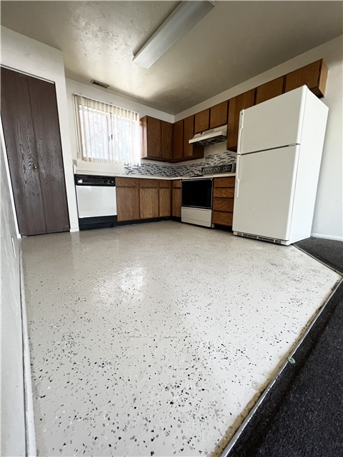 Salt Lake City Townhome: 475 N 1465 W