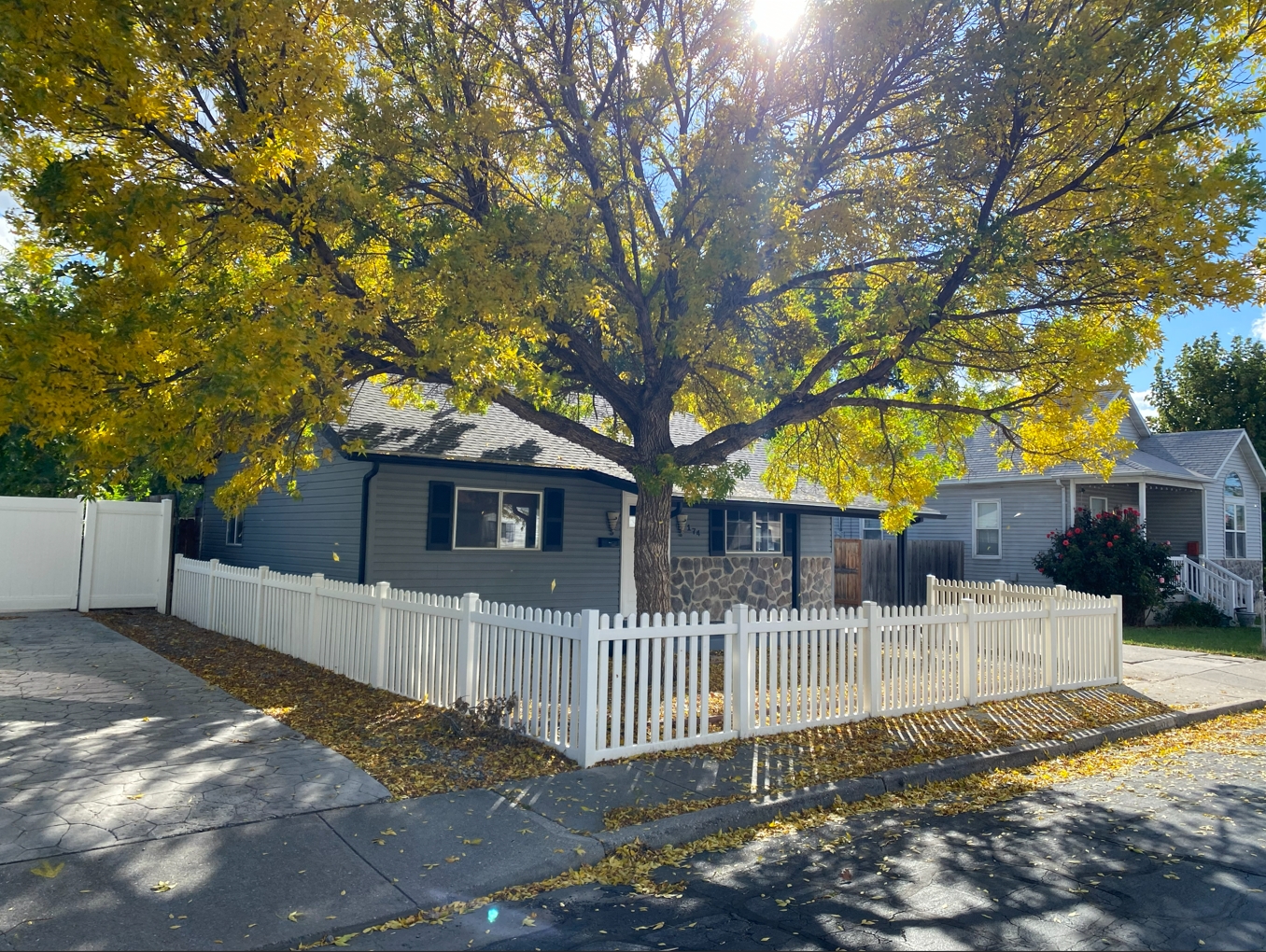 Salt Lake City House: 174 E Claybourne Ave