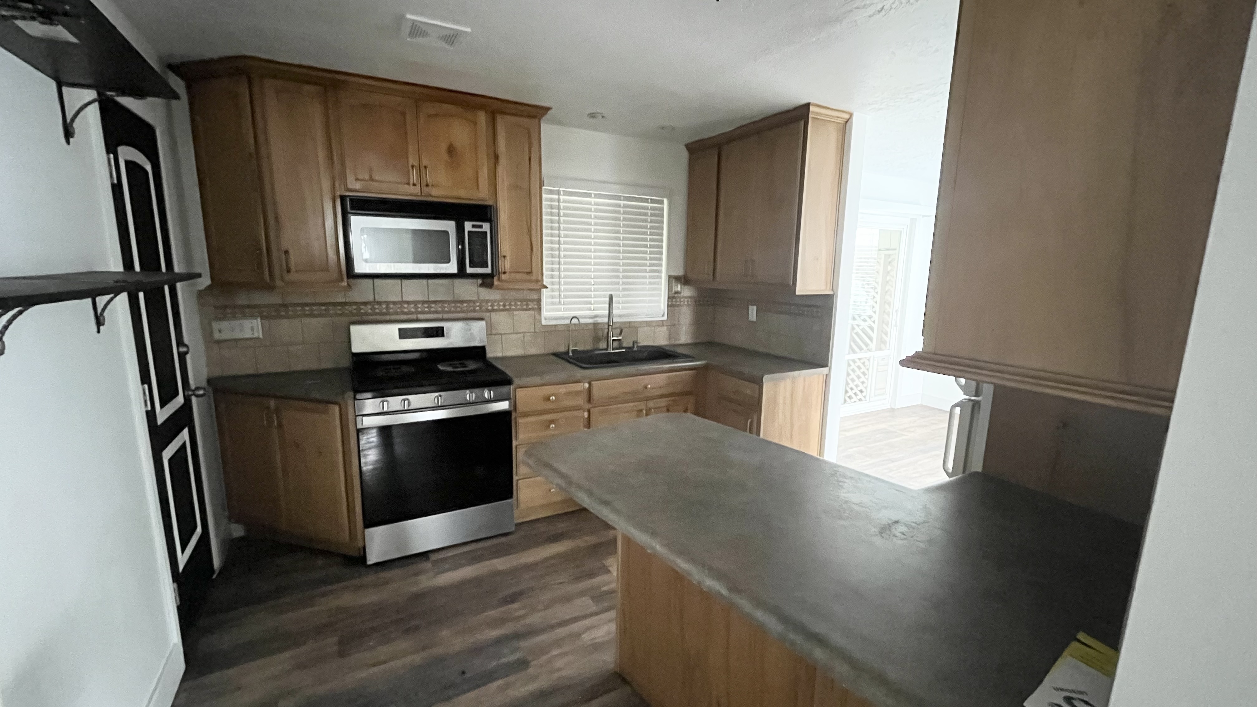 Magna Multiplex: 3407 S 8525 W