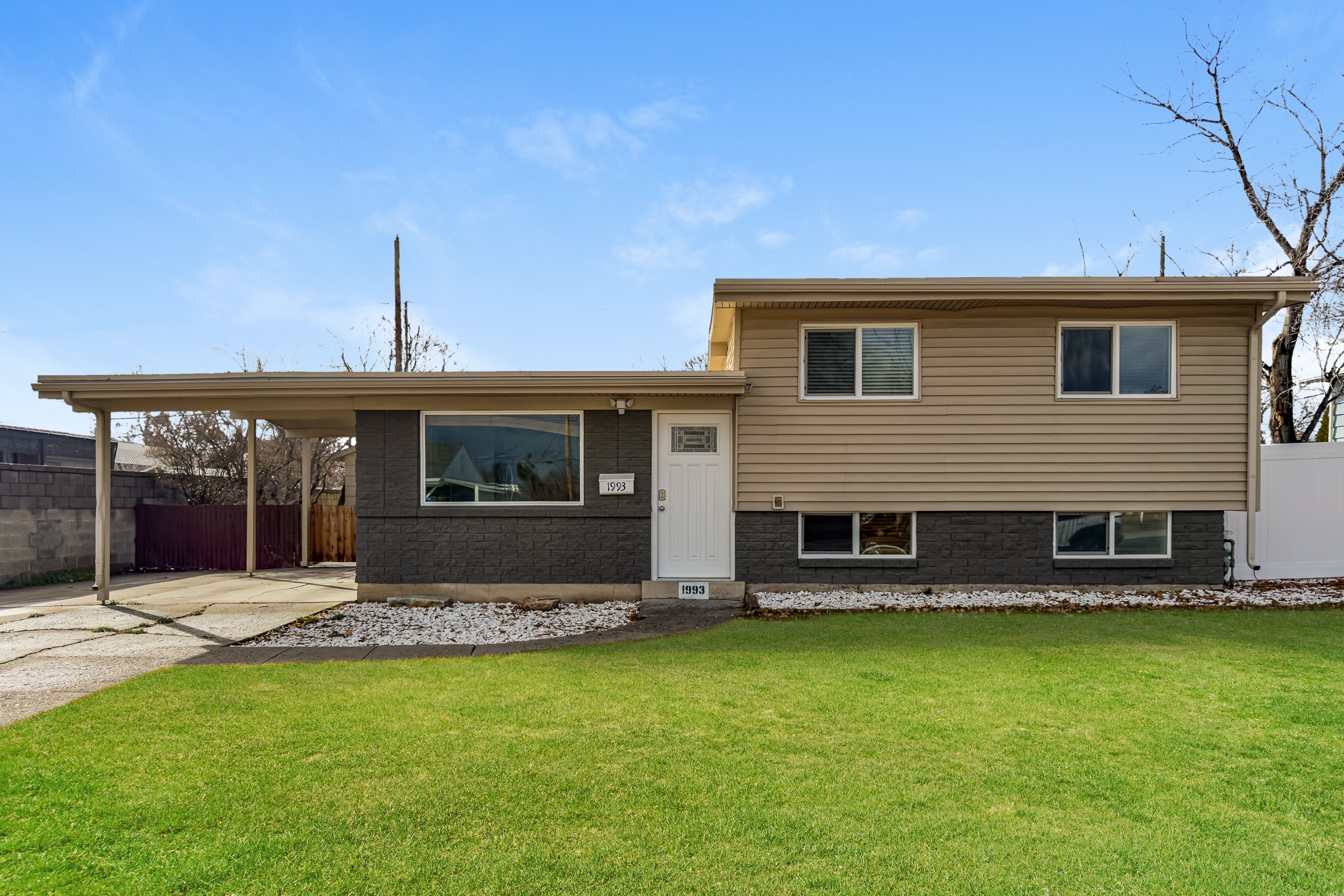 Salt Lake City House: 1993 W Champagne Ave