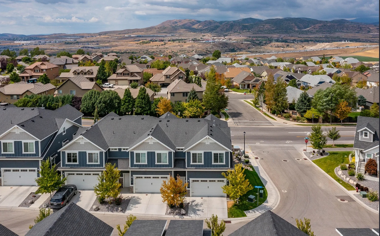 Lehi Townhome: 4891 N Nile Dr