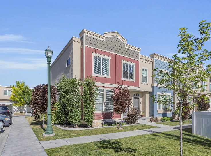 Woods Cross Townhome: 1544 S 840 W